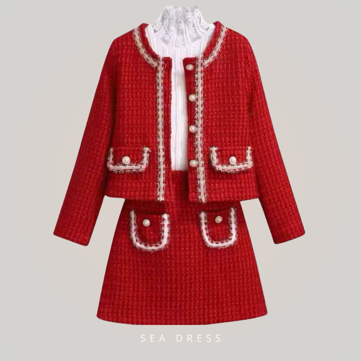 Terno de Tweed - Conjunto Vermelho Glamouroso com Casaco Recortado e Mini Saia