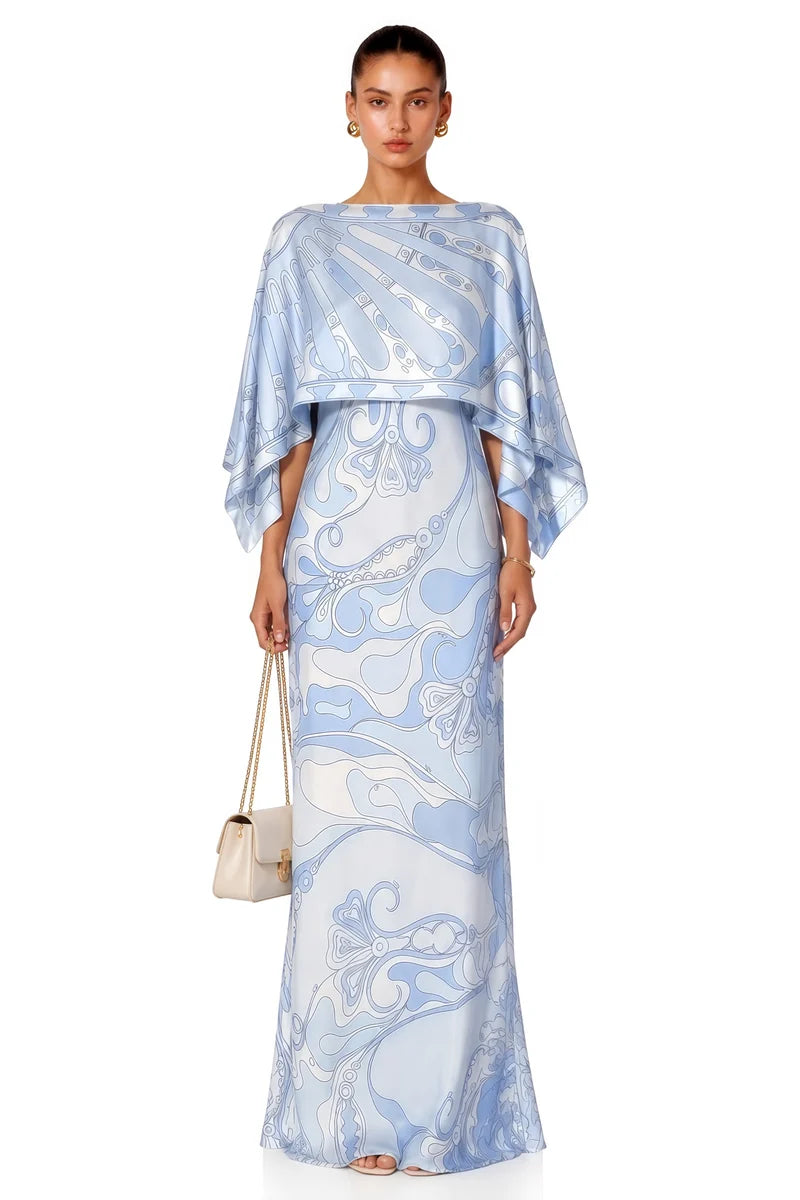 Conjunto Vestido Justo com Capa Fluida Estampada