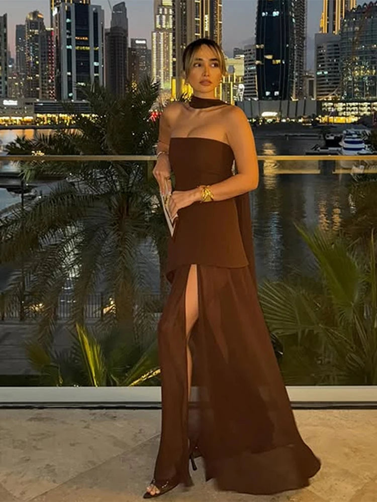 Vestido Longo Tomara que Caia com Fenda – Elegância e Sensualidade na Medida Certa