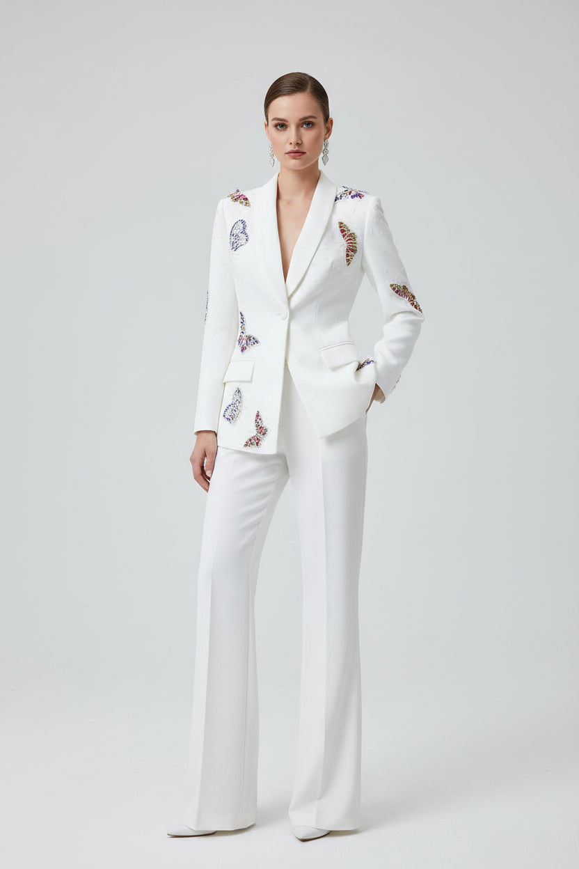Conjunto Elegante: Blazer com Aplicação 3D e Calça Pantalona