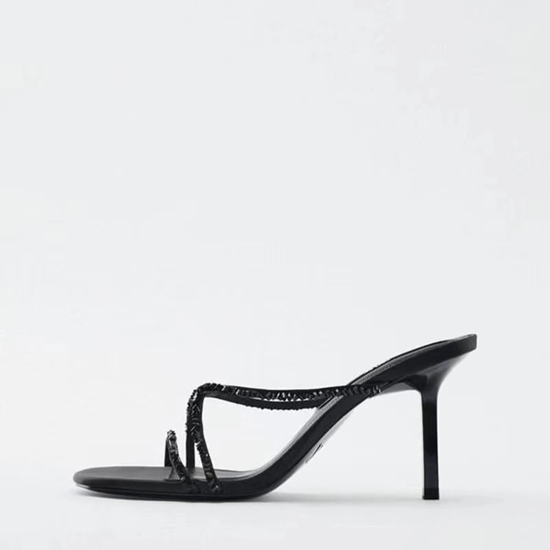 Sandália Feminina de Salto Fino com Cristais Bordados à Mão – Elegância Atemporal para Ocasiões Especiais