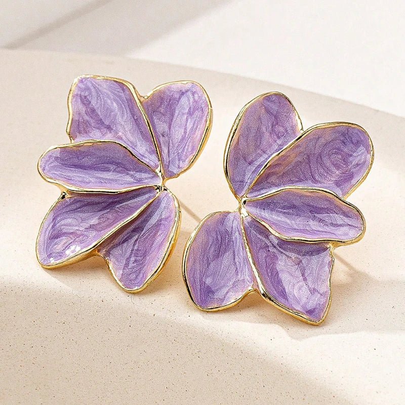 Brinco Flor – Delicadeza e Estilo