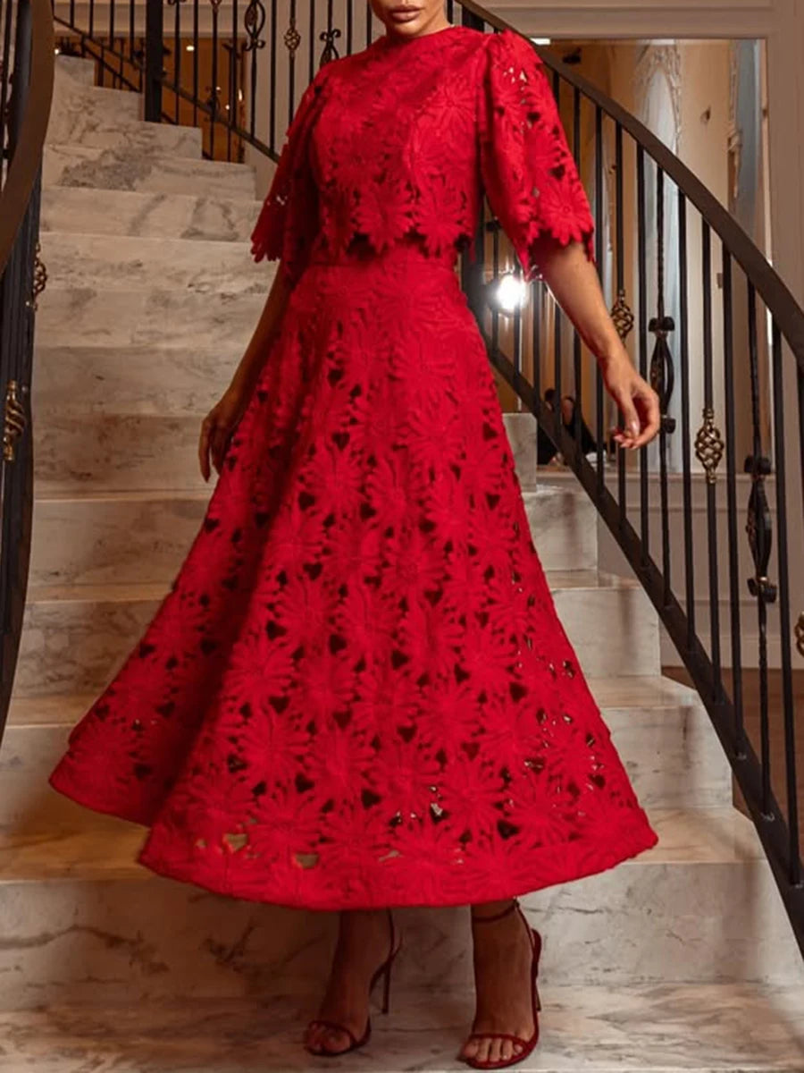 Conjunto de Duas Peças – Bordado Fino com Saia Longa e Blusa Solta