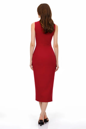 Vestido Midi em Alfaiataria com Decote Quadrado e Silhueta Ajustada