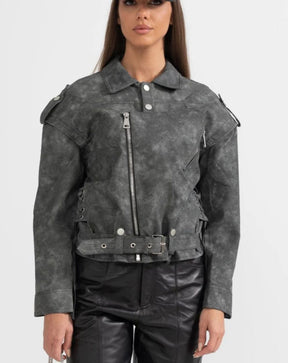 Jaqueta de Couro Feminina com Design Atemporal – Estilo e Elegância para Todas as Estações