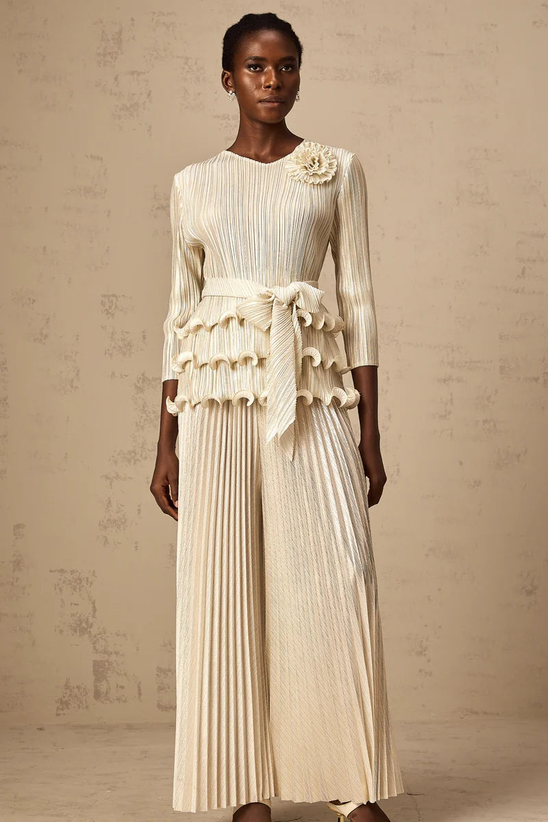 Conjunto Plissado com Acabamento Metalizado e Calça Wide Leg
