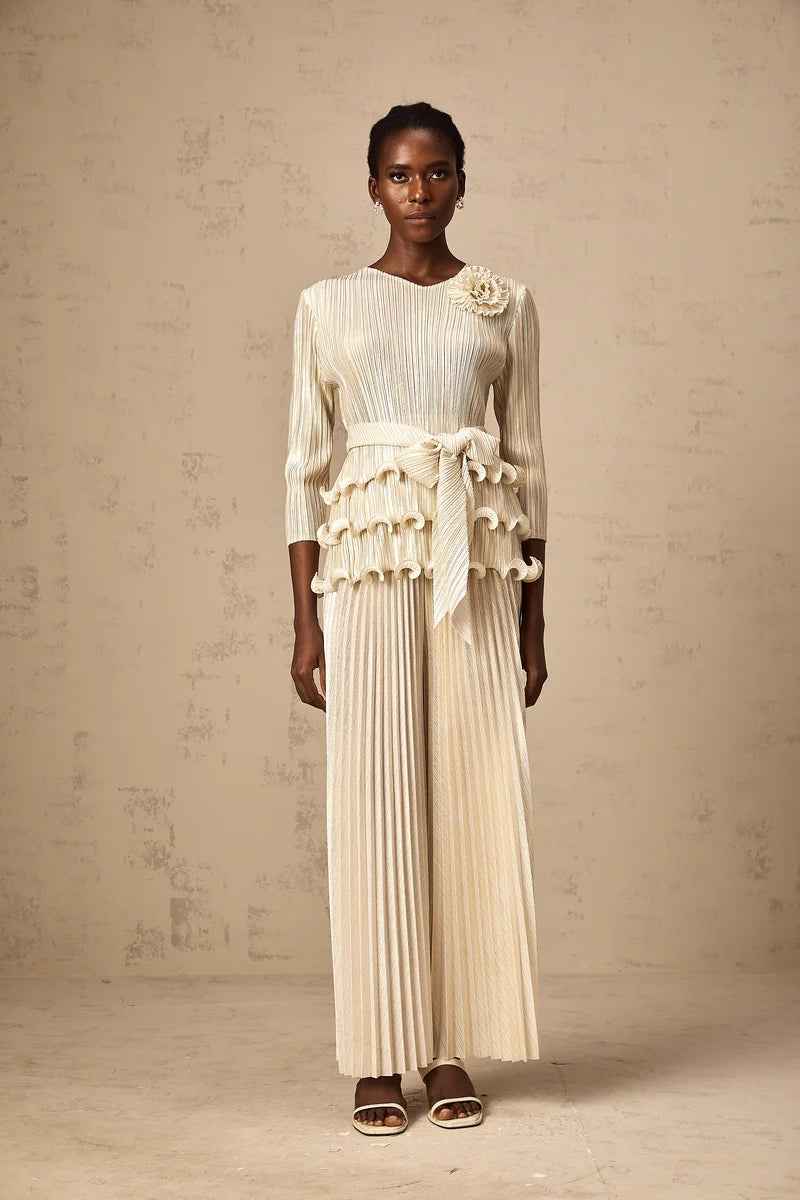 Conjunto Plissado com Acabamento Metalizado e Calça Wide Leg