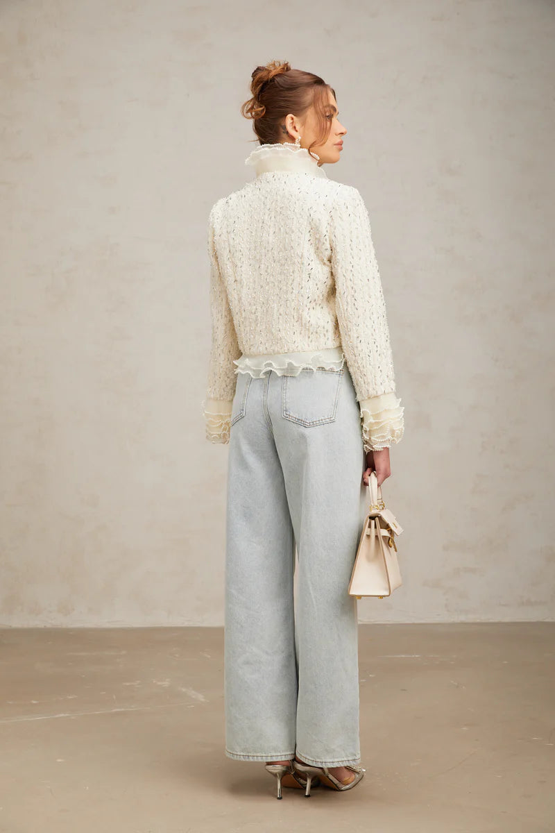 Casaco Curto de Luxo – Tweed, Pérolas e Pedrarias Acabamento  Alta Costura