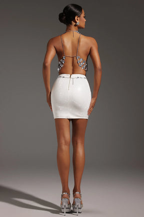 Top Frente Única com Correntes Metálicas e Pedrarias Bordadas à Mão