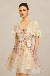 Vestido A-Line Lavanda com Estampa Floral Wisteria e Cintura Marcada