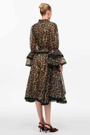 Vestido Midi com Estampa Animal Print, Decote V, Manga Ampla e Cintura Alta Assimétrica
