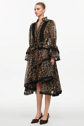 Vestido Midi com Estampa Animal Print, Decote V, Manga Ampla e Cintura Alta Assimétrica