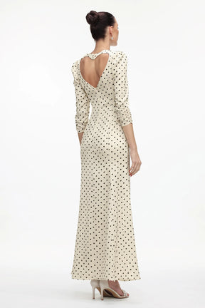 Vestido Sereia Elegante com Mangas Longas e Decote Costas em Formato de Coração