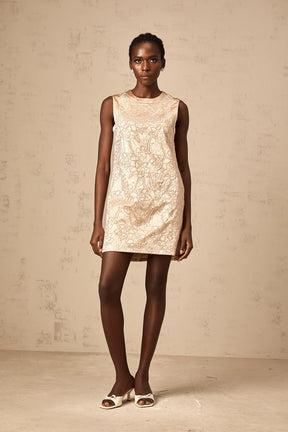 Vestido Estruturado em Jacquard Trabalhado com Aplicações
