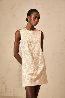 Vestido Estruturado em Jacquard Trabalhado com Aplicações