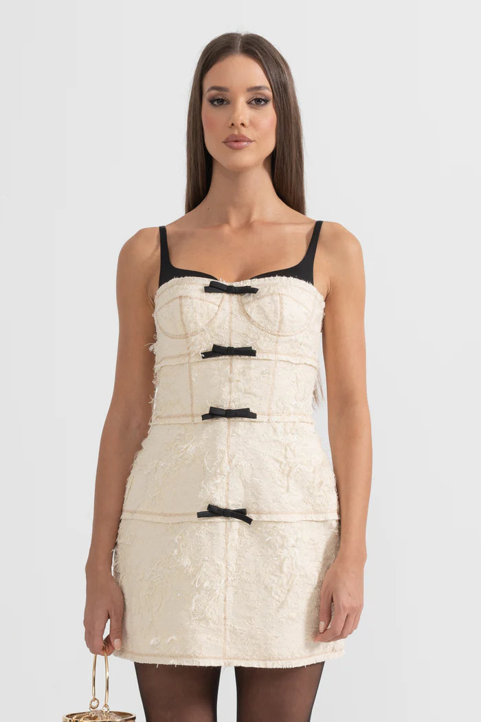 Vestido Com Plumas - Marfim