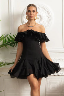 Vestido Ombro a Ombro – Mini Branco com Detalhe de Babados