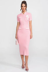 Vestido Midi Bicolor em Tricô com Aplicação de Flor Tridimensional