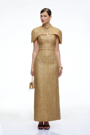 Conjunto Elegante em Tweed e Vestido Longo Escultural
