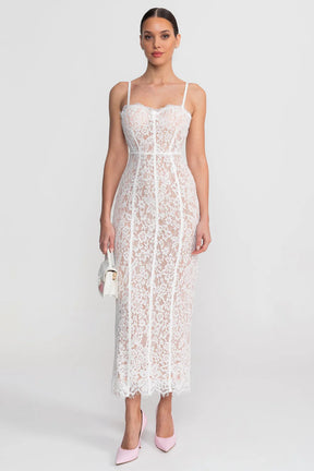 Vestido Longo Escultural com Decote Quadrado e Renda Nobre