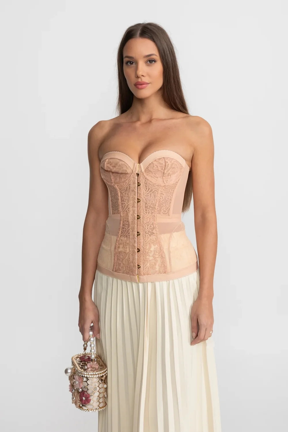 Corset Rendado Tomara que Caia Estruturado e Fecho Frontal