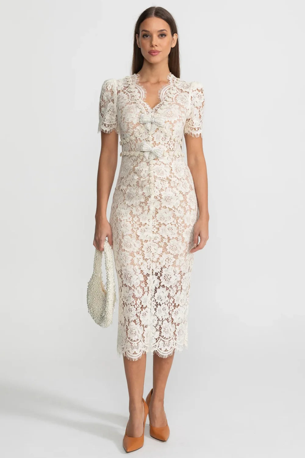 Vestido Midi em Renda Escultural com Cinto e Forro Acetinado