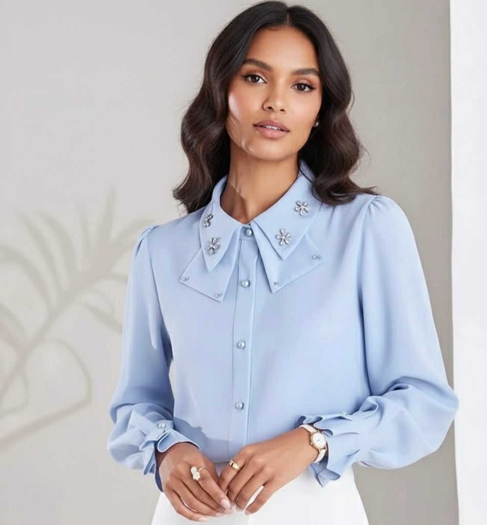 Camisa Elegante com Gola e Bordados Delicados