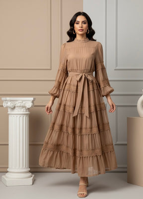 Vestido Renda Longo com Manga Bufante – Renda Delicada e Faixa Ajustável