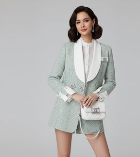 Conjunto Blazer com Paetês e Shorts – Design Color Block com Botões de Strass