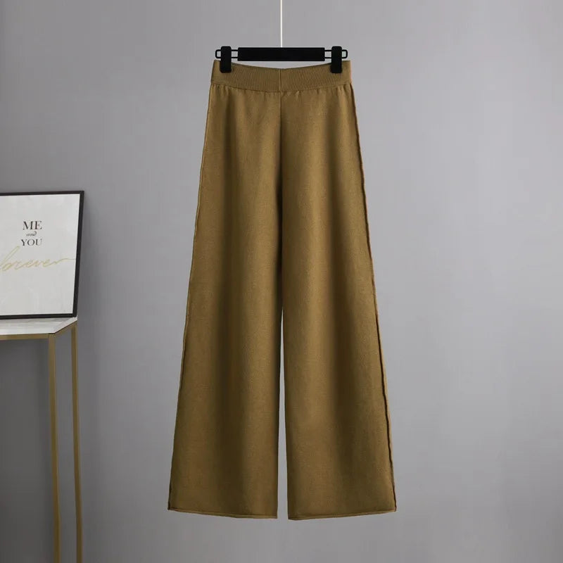 Conjunto Calça e Blusão de Tricô Inverno