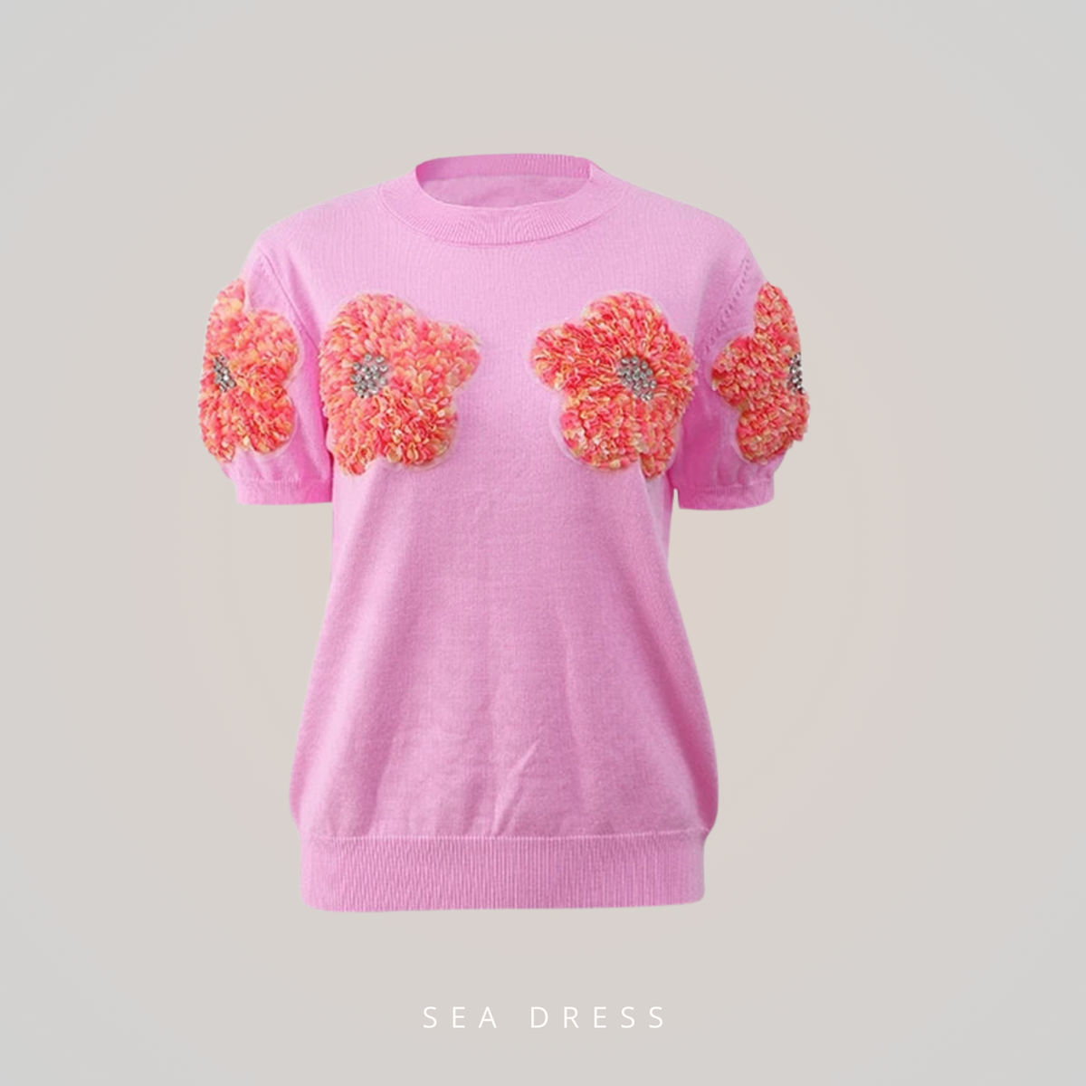 Blusa Tricô bordada com flor - Novidade