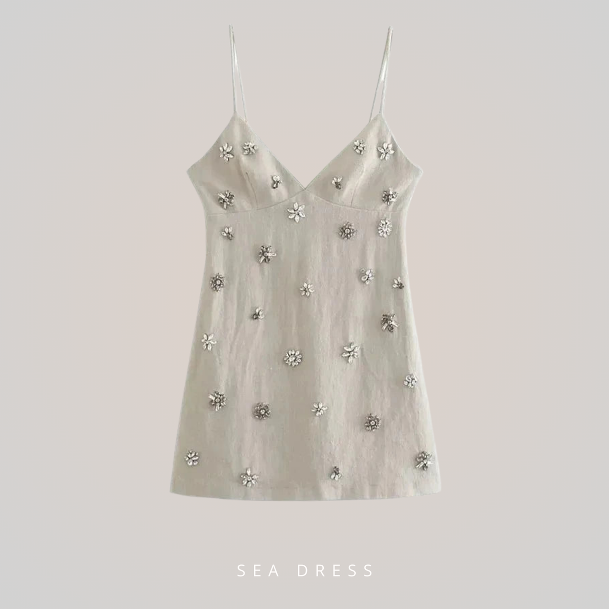 Vestido Linho bordado - Novidade