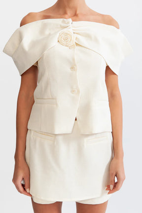 Conjunto Elegante Ombros recortados e silhueta ampulheta