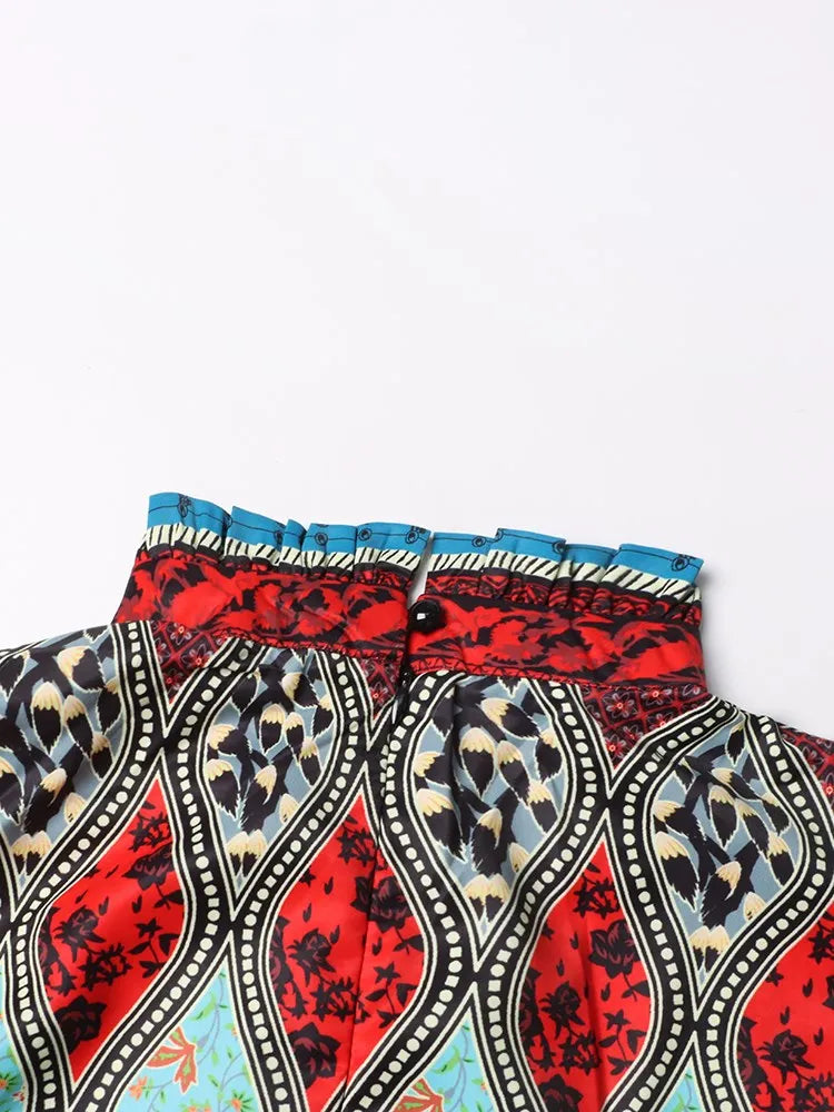 Vestido Casual com Estampa Colorida - Gola Alta e Manga Comprida