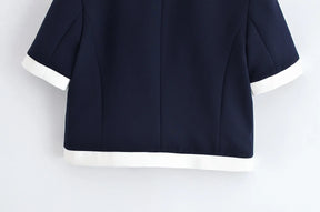 Conjunto Feminino Versátil – Blusa Básica com Recortes e Calça Reta Cintura Alta