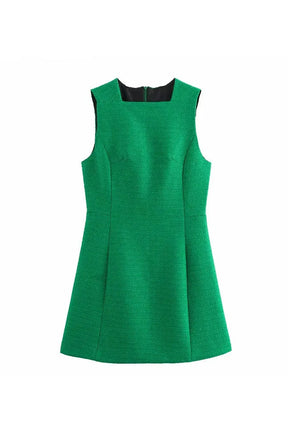 Vestido Tubinho Com decote quadrado - Novidade