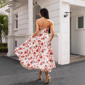 Vestido Longo em Crepe com Decote Estruturado e Silhueta Esculpida