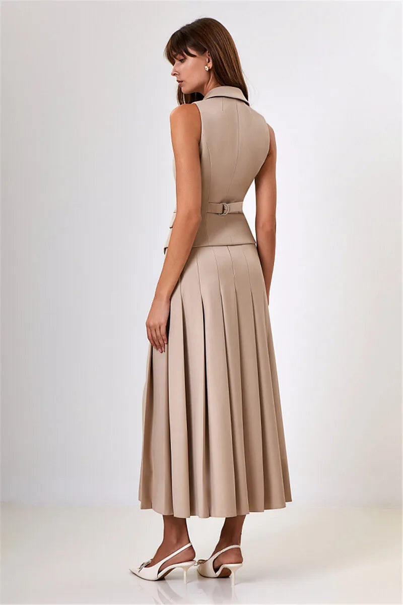 Conjunto Colete Transpassado e Saia Longa Plissada - Estilo e Conforto