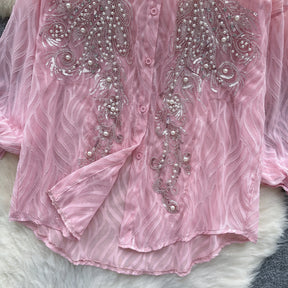 Camisa com Gola Alta, Bordados e Paetês – Elegância com Toque Brilhante