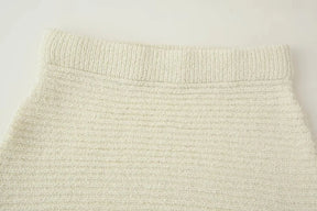 Conjunto em Tricô Vazado – Saia Mini + Camisa