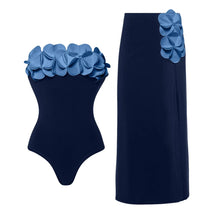 Conjunto de Biquíni Floral e Brilho Acetinado