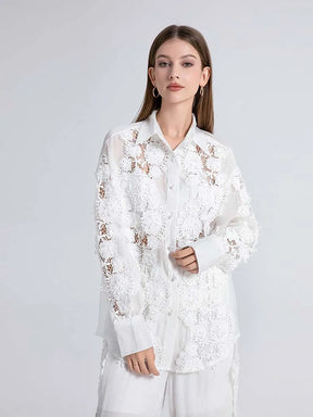 Conjunto bordado delicado - Calça e camisa