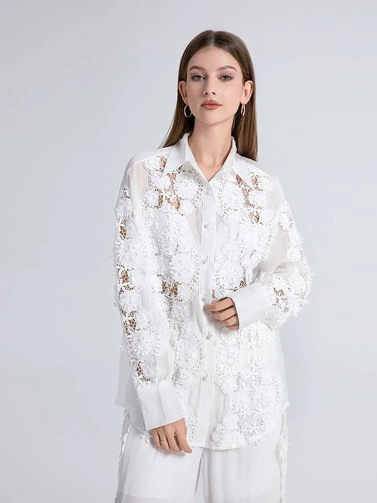 Conjunto bordado delicado - Calça e camisa