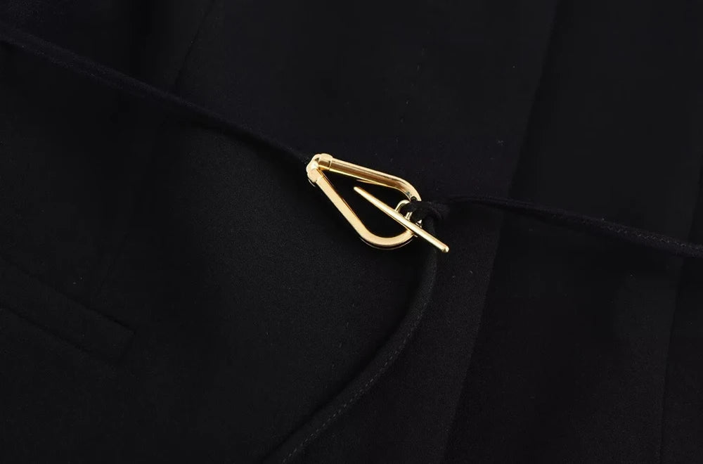 Conjunto Feminino de Colete e Calça - Elegância e Conforto