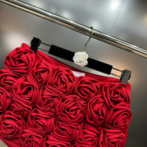 Saia Com Aplicação em rosas bordadas - Alfaiataria