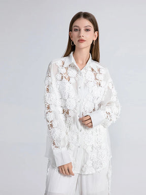 Conjunto bordado delicado - Calça e camisa