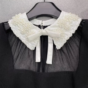 Vestido Longo Bordado e Gola Elegante