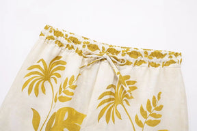 Conjunto Casual 2 Peças: Blusa Bege de Manga Longa com Gola Lapela + Shorts com Cintura Elástica e Faixa