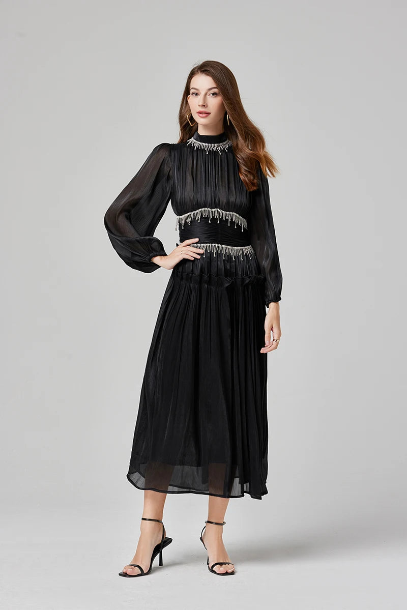 Vestido de Verão SEDA – Luxo Francês, Franjas, Pregas e cristais