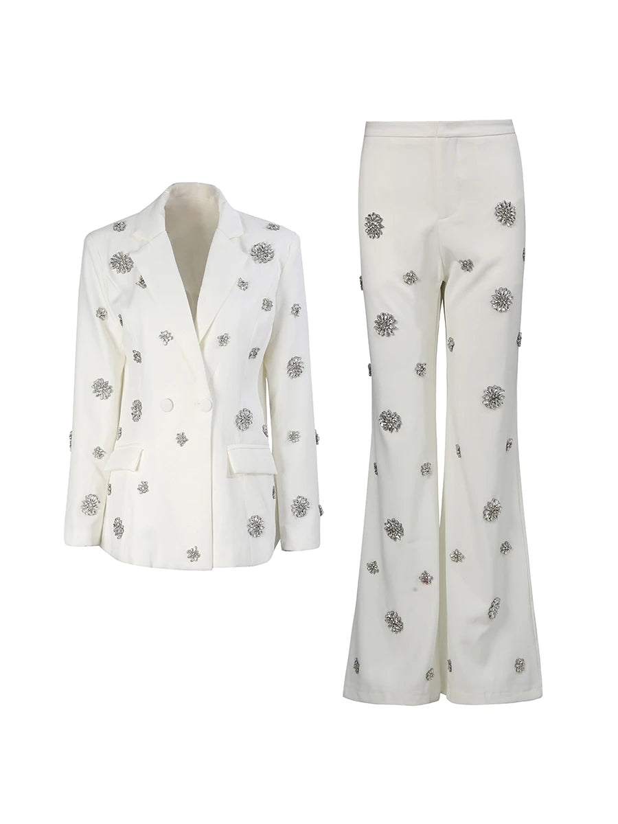 Conjunto de Alfaiataria Escultural com Blazer e Calça com Cristais